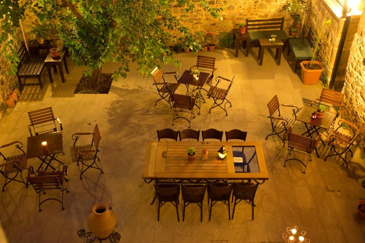 Aristonicus Boutique Hotel Бергама Экстерьер фото
