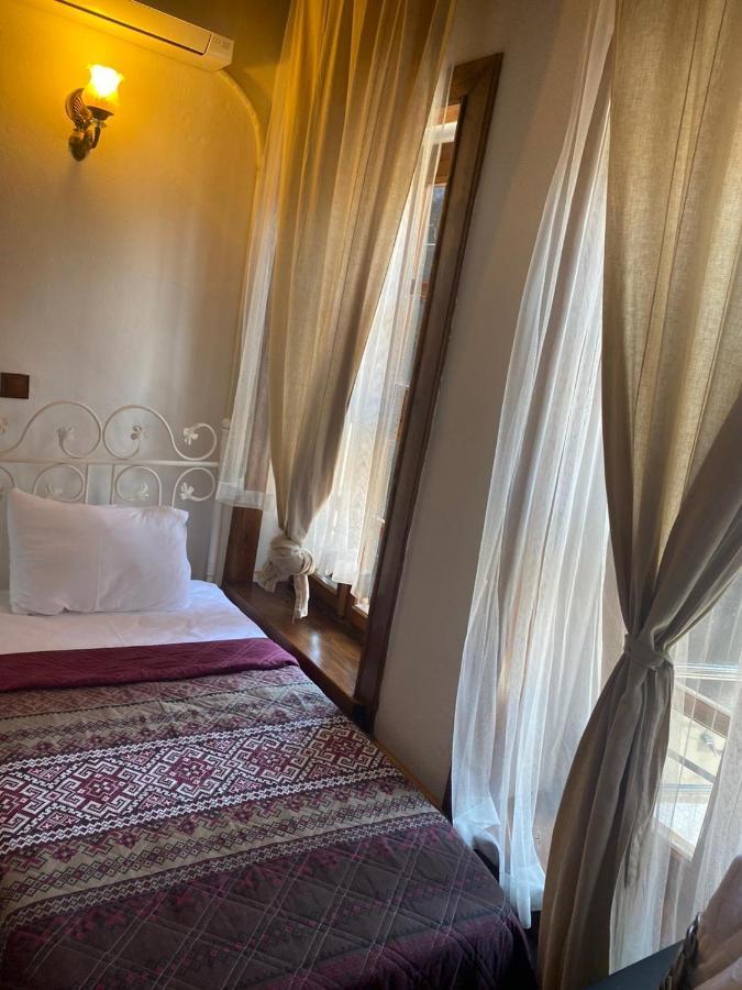 Aristonicus Boutique Hotel Бергама Экстерьер фото